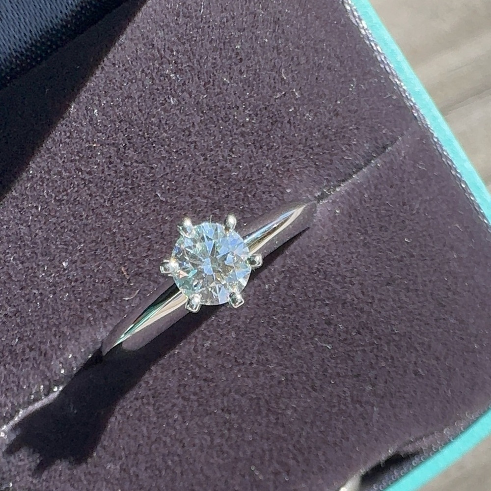 Tiffany & Co. Platinum Solitaire Ring in Tiffany Blue Box - Picture 4 of 16